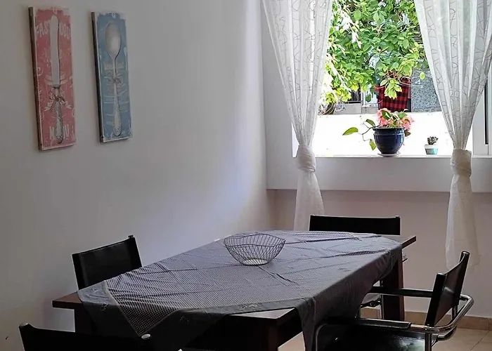 Charming Flat In Central Athens
